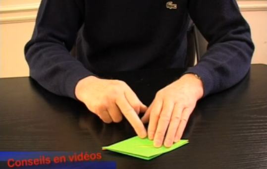 réaliser une grue en origami