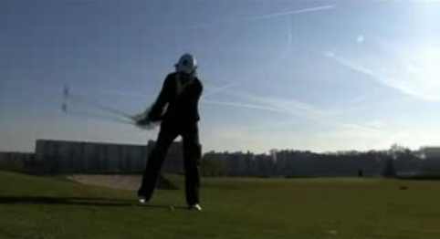 apprendre les coups en pente au golf